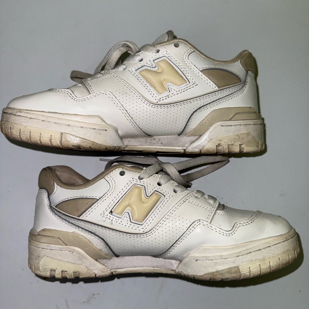 New Balance 550 White/Nude - Size 7-7.5
